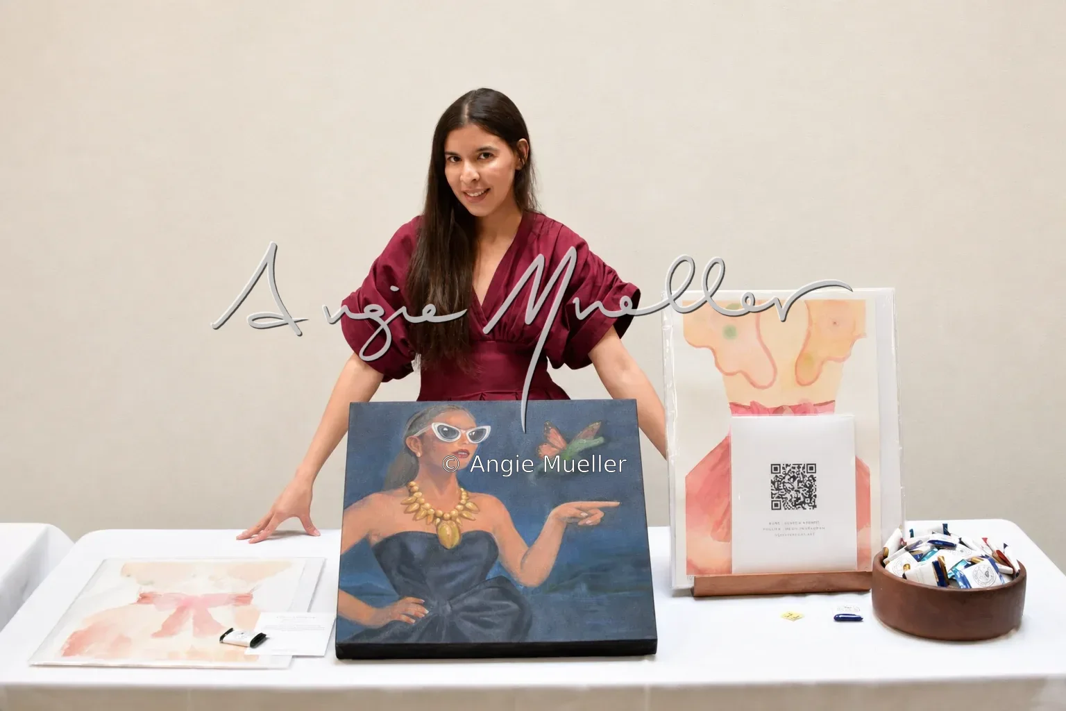 Angie Rangel presenting her artworks and Leave a Memory activation at the 2026 Colombian Independence celebration in San Francisco